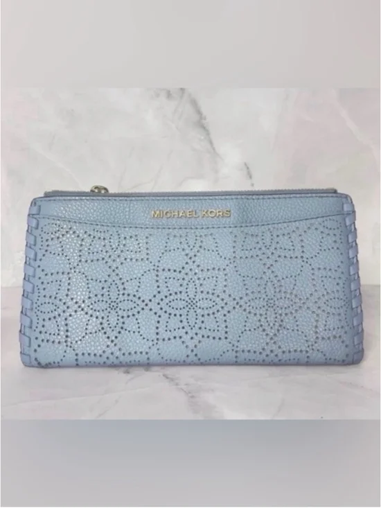 Michael Kors Karson Laser Cut Slim Card Case Wallet Pale Blue - Picture 2 of 7